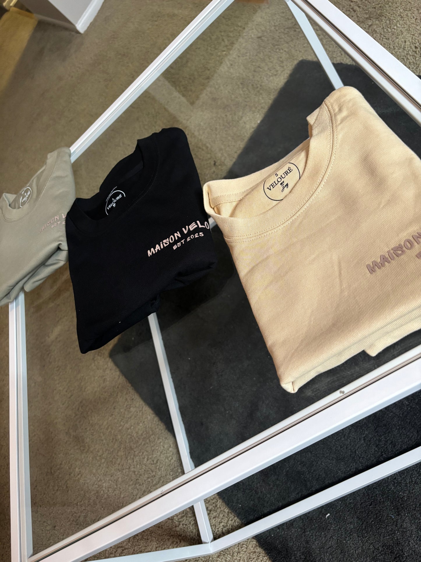 MAISON VELOURE SIGNATURE TEE